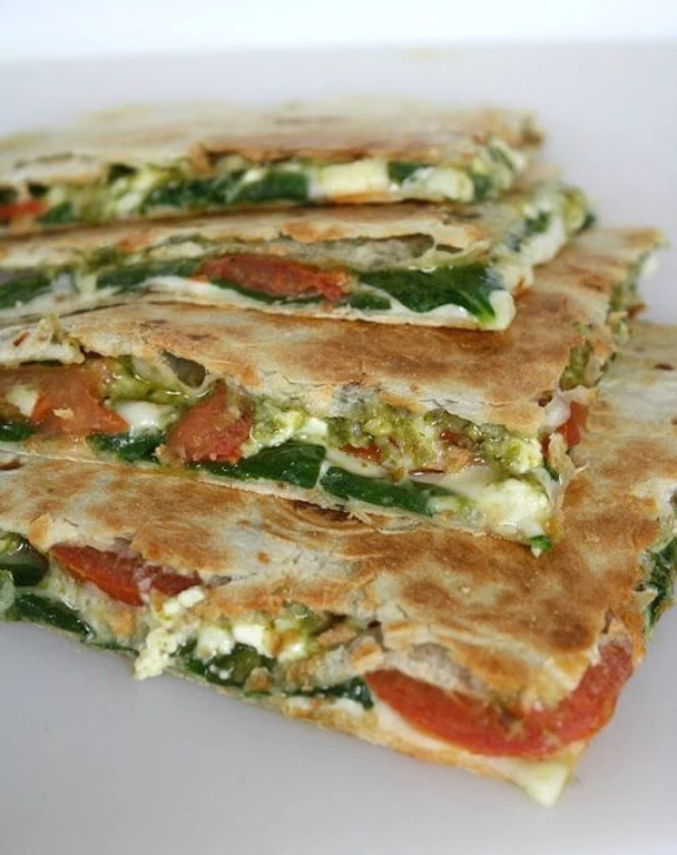 Quesadillas de tomate con queso